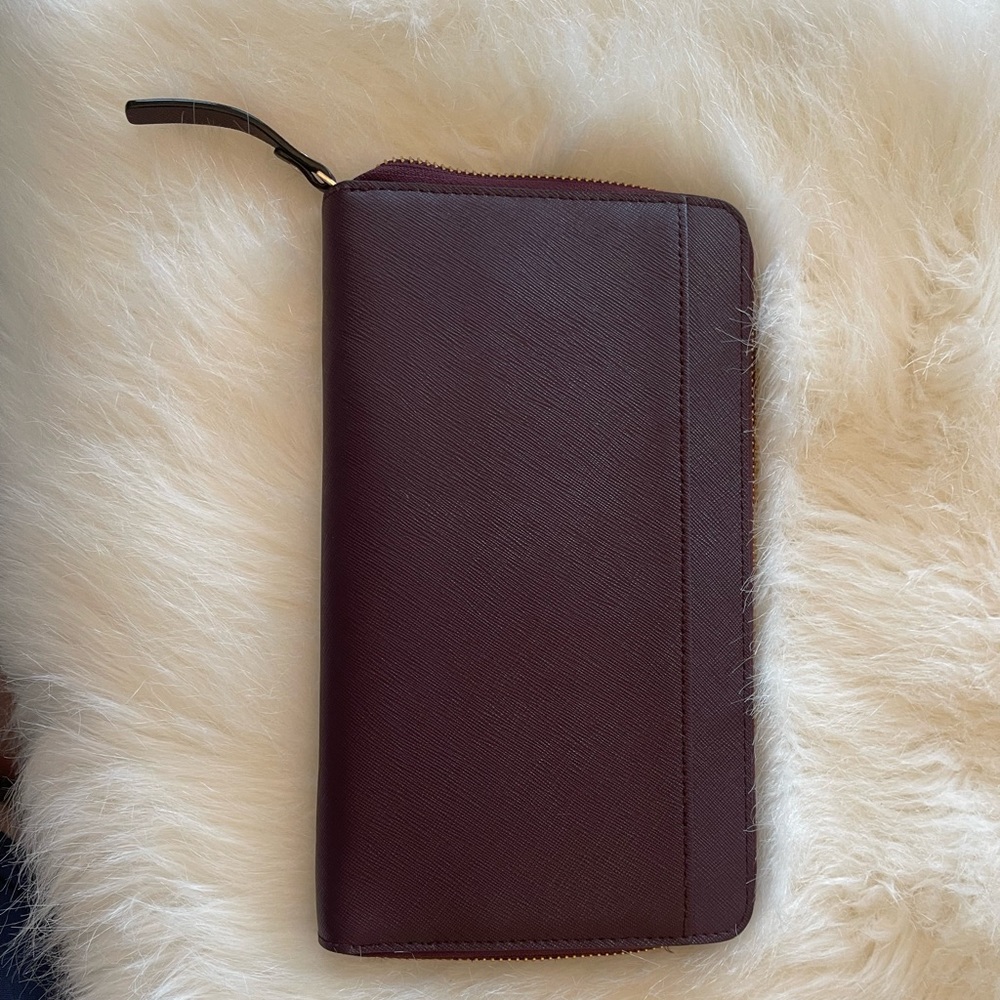 Kate Spade Wallet - Picture 3 of 3